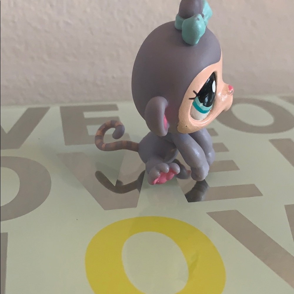 LPS monkey :) - Picture 5 of 6